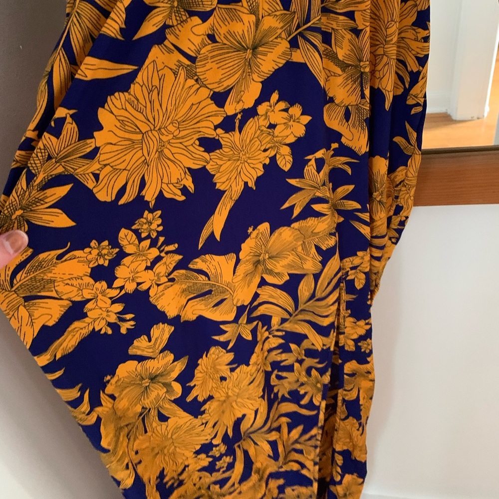 Brand New Floor Length Dress - Picture 2 of 4